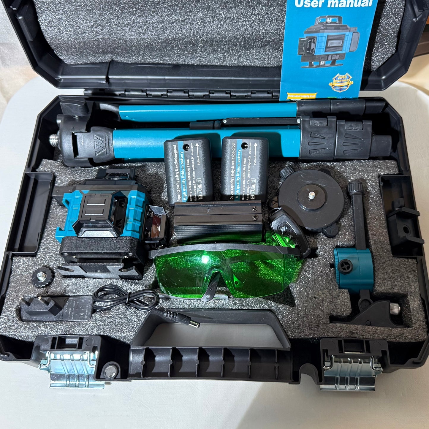 Laser Yovlet 4D/16 sa 2 baterije i daljinskim upravljacem