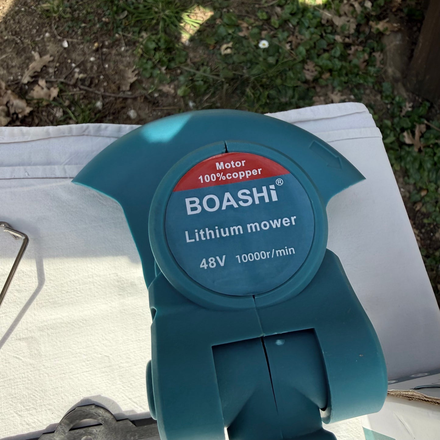 Aku trimer za travu  SA 2 BATERIJE 48V (5Ah)